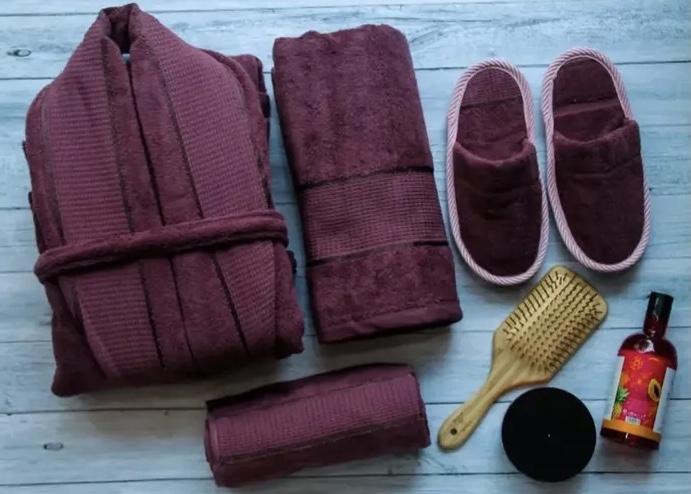 اندلس (کاظمی) در برج ماندگار