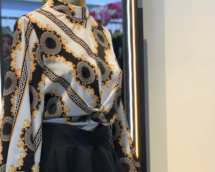گالری فیروزه ای